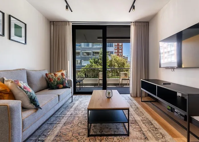 305 Marvol On Hall - 2 Bedroom