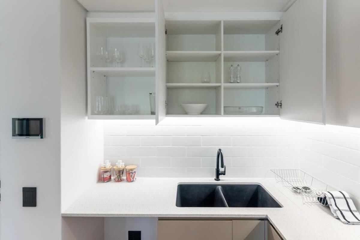 305 Marvol On Hall - 2 Bedroom